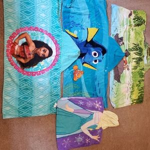 Disney Pixar Toddler Hooded Towels